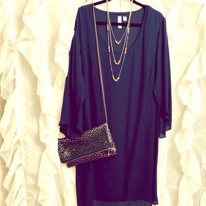 ✨Like New- Navy blue chiffon semi formal dress